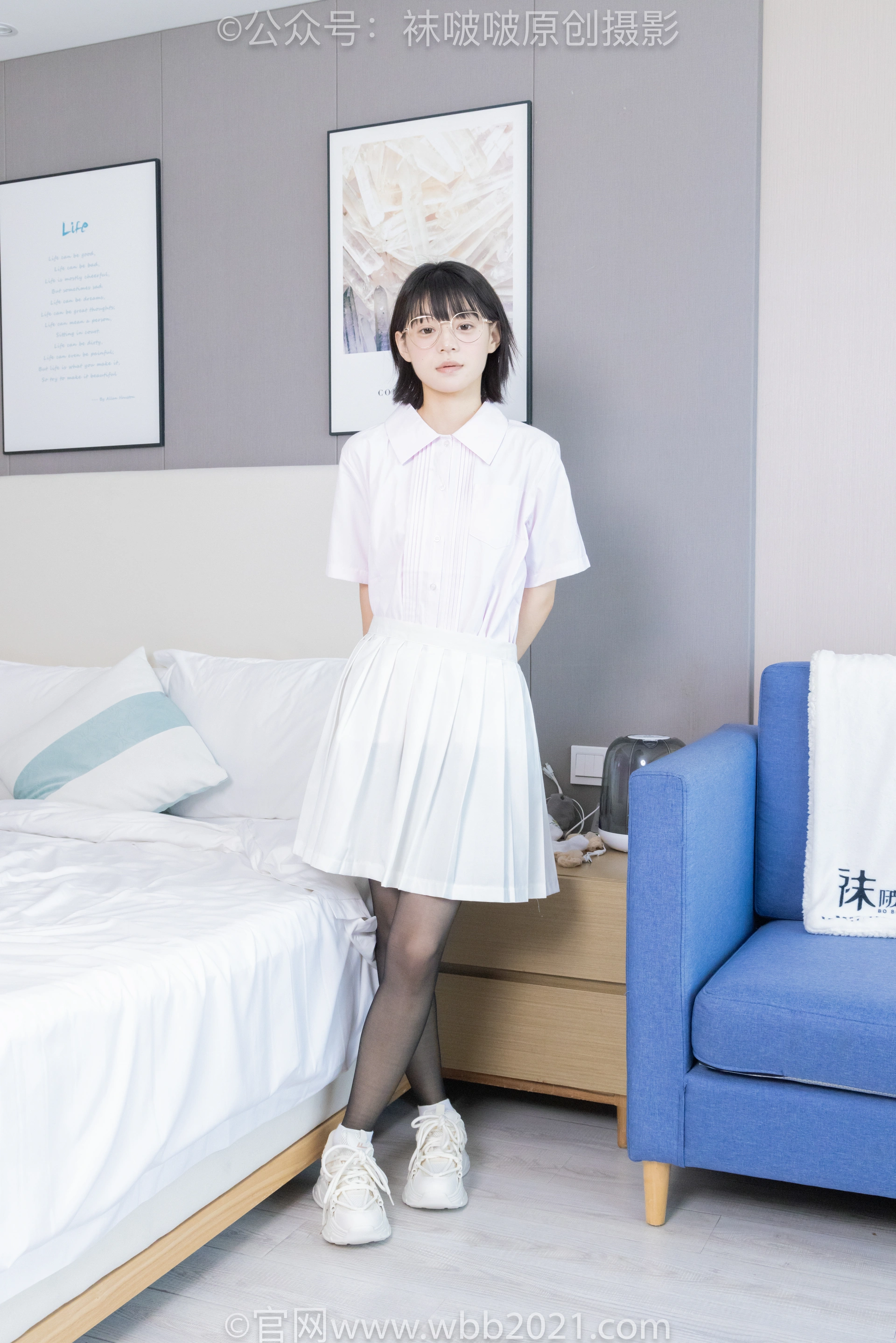 [BoBoSocks袜啵啵] NO.449 糯米-运动鞋、白棉袜、黑丝（花絮版） 2